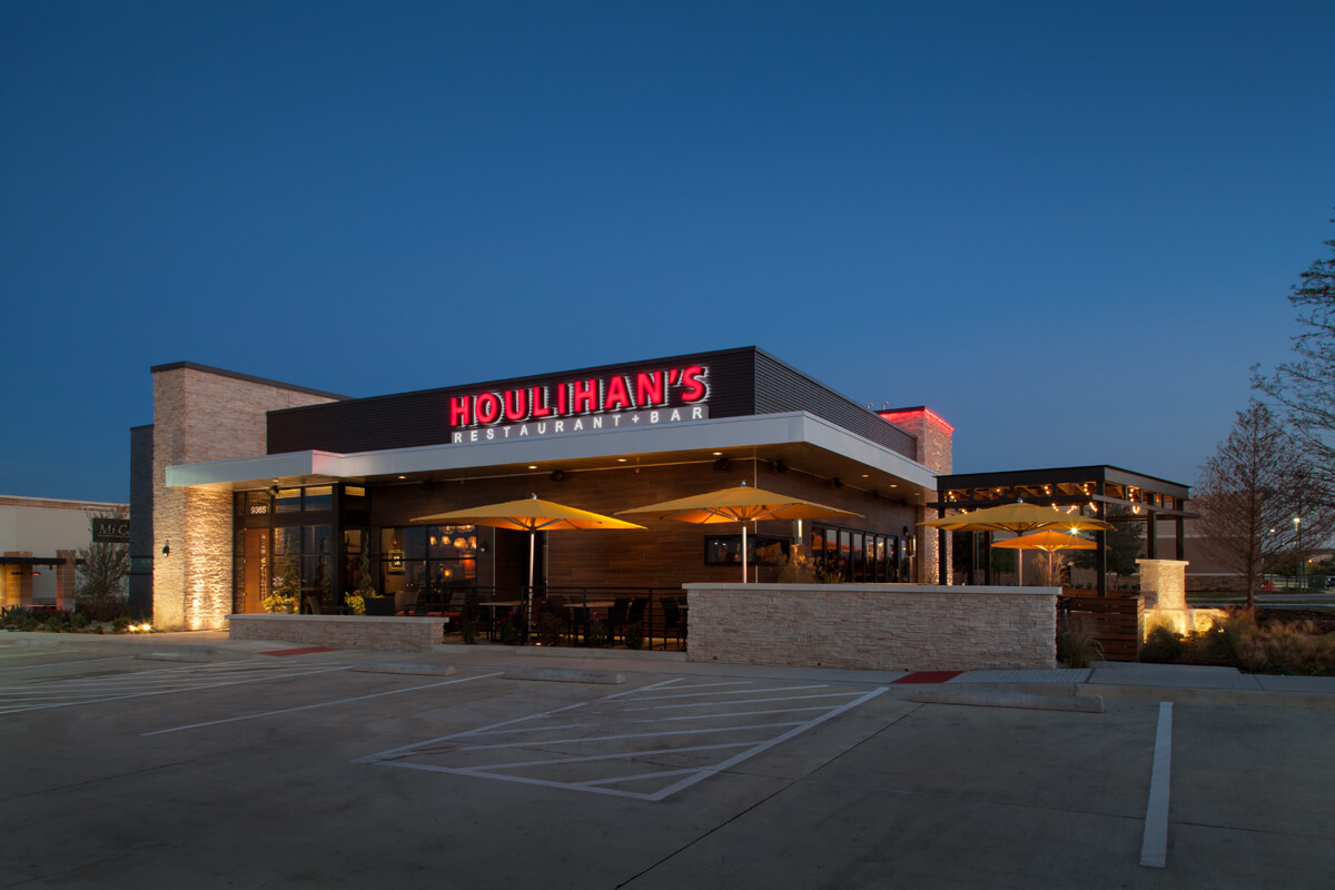 Houlihan's Arlinton location